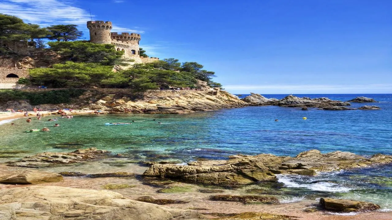 Catalunya Casas: Spacious Villa Vera Up To 24 Guests, A Short Drive To Blanes! Girona